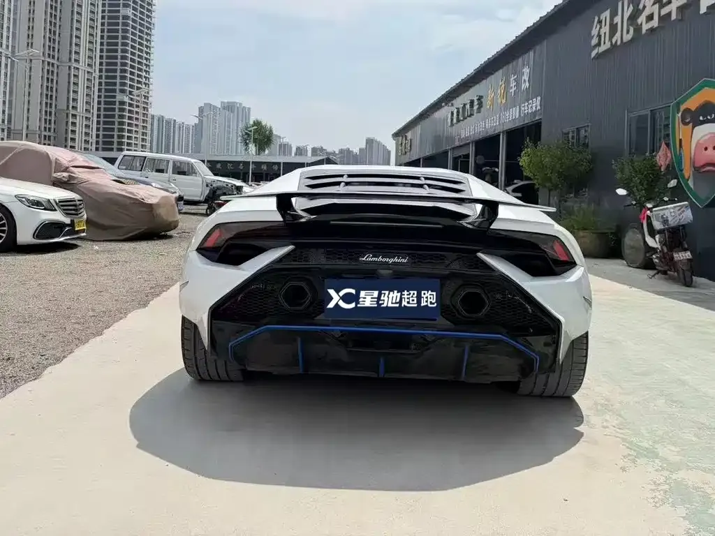 Lamborghini Huracan 2021 из CN, фото 4