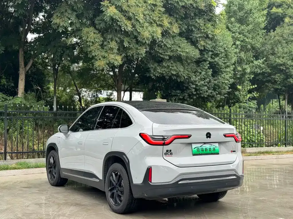 NIO EC6 — фото 8