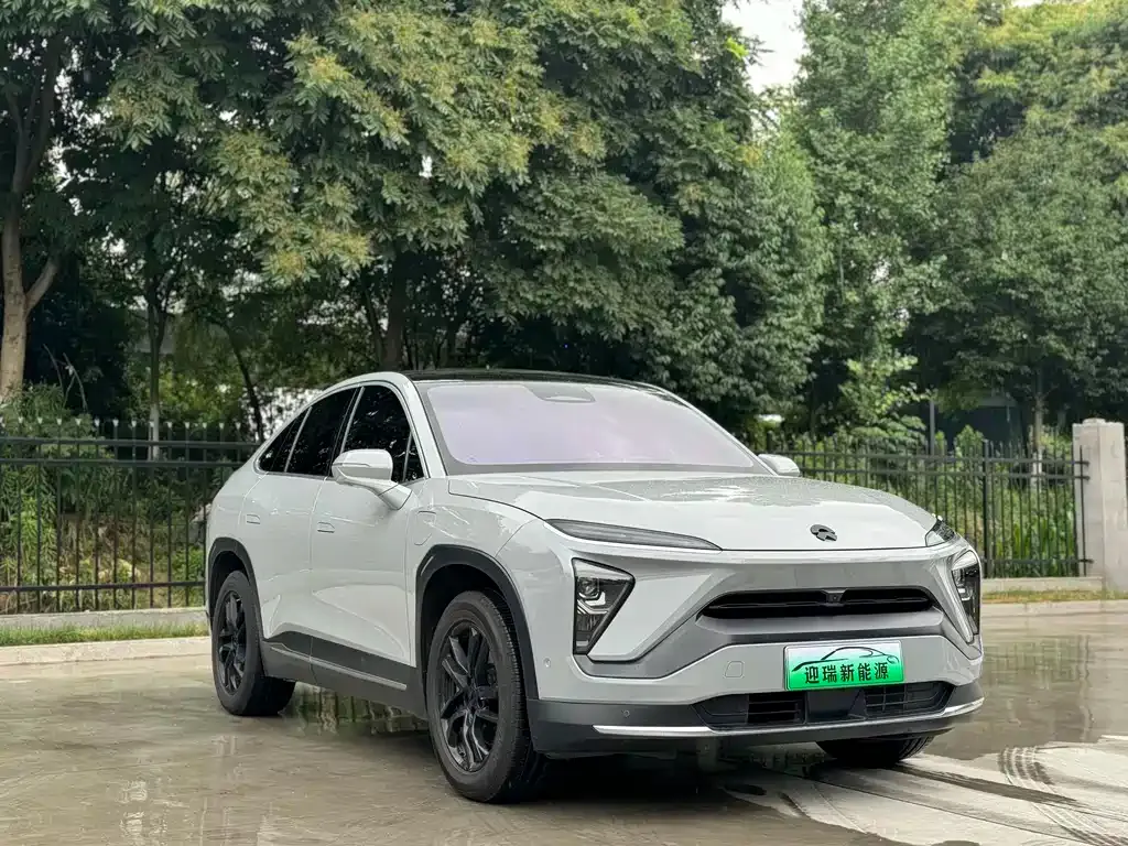 NIO EC6 — фото 9