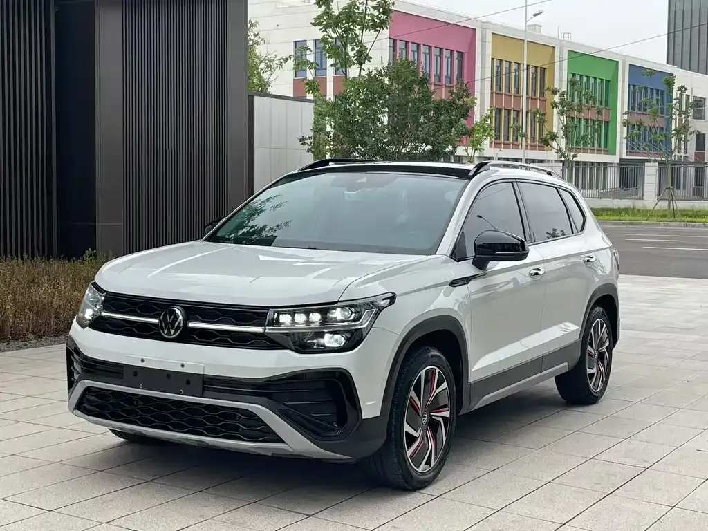 Volkswagen Tharu — фото 1