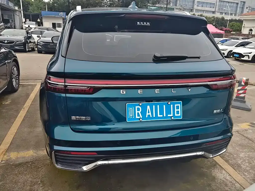 Geely Xingyue L — фото 10