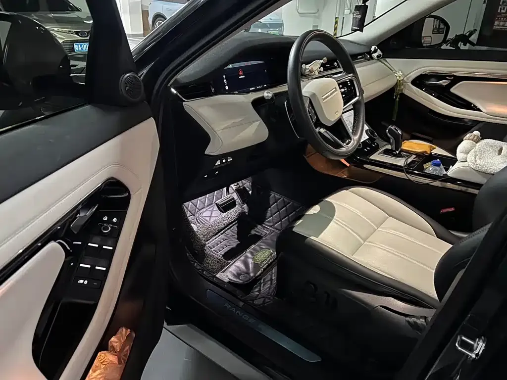 Land Rover Evoque — фото 9