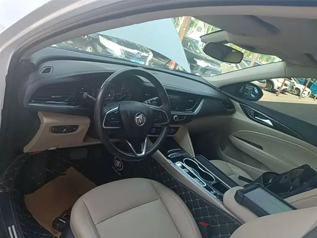 Buick Regal — фото 10