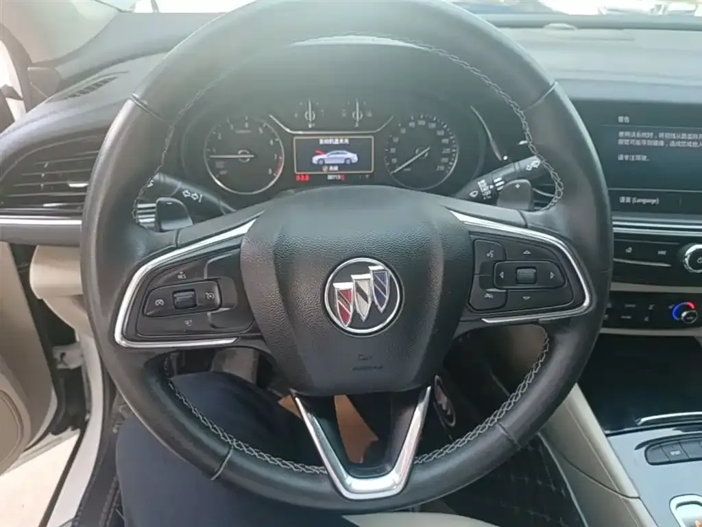 Buick Regal — фото 7