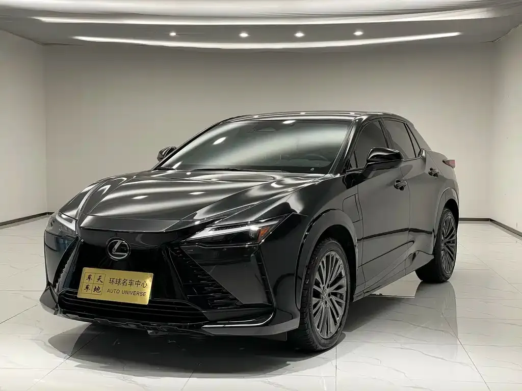 Lexus RZ