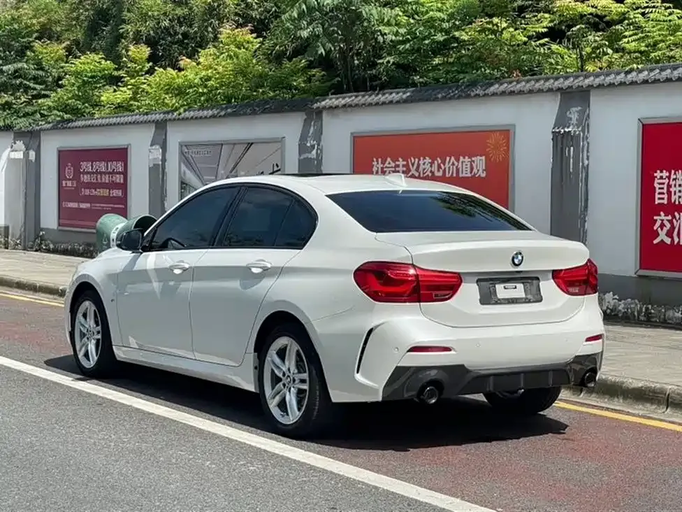 BMW 1 Series — фото 10