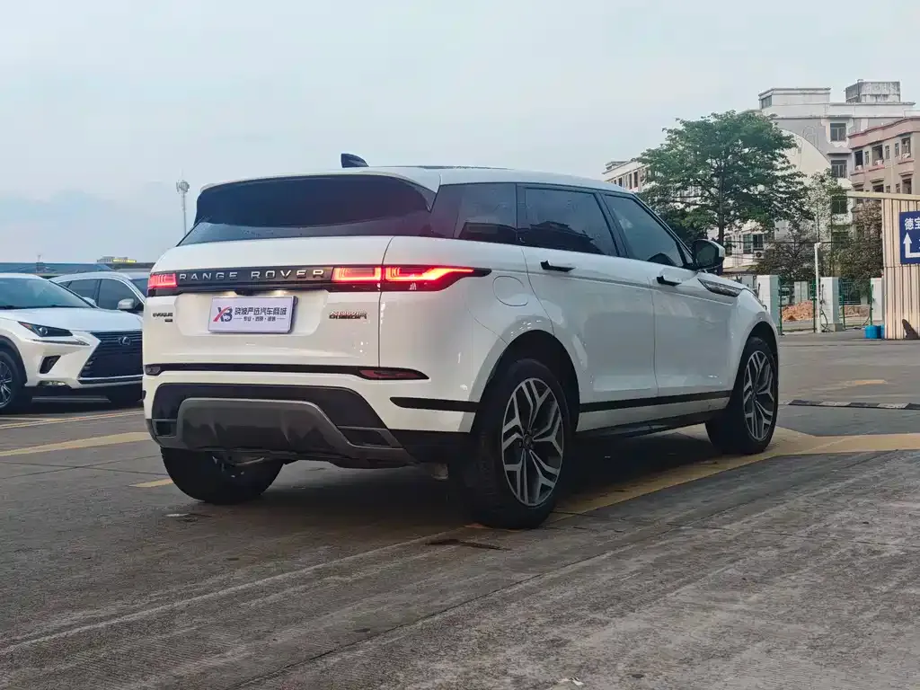 Land Rover Evoque — фото 9