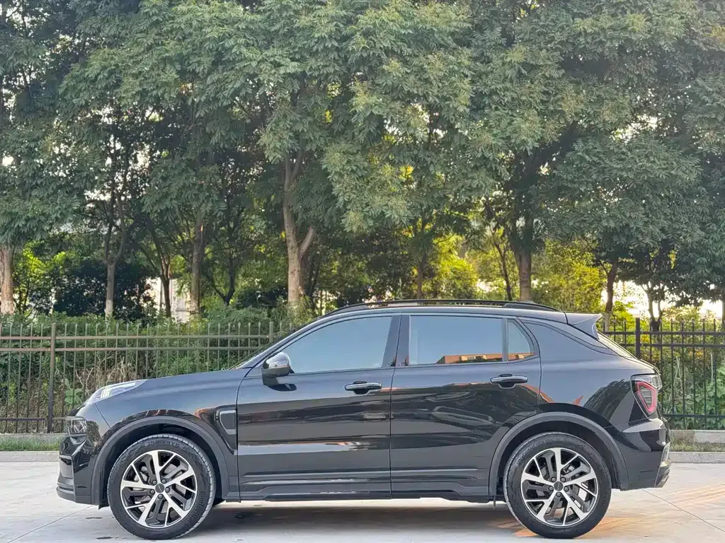 Lynk & Co 01 EM-P 2022 из CN, фото 9