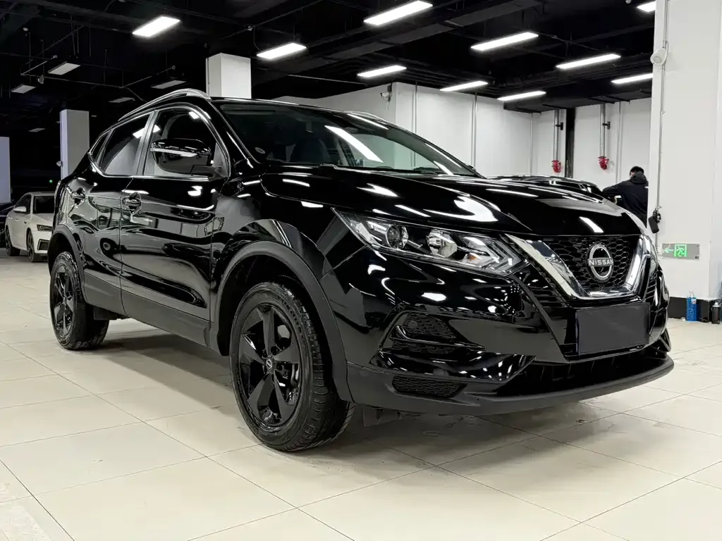 Nissan Qashqai — фото 8