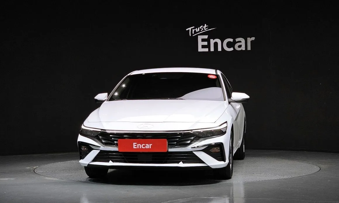 Hyundai AVANTE — фото 2