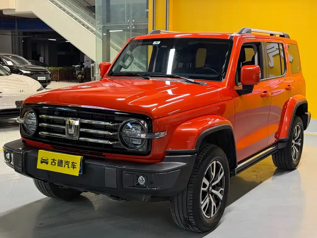 Tank 300 — фото 1