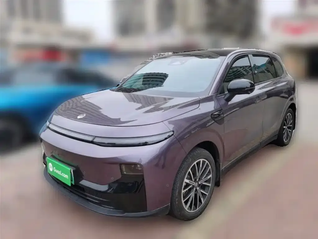 Leapmotor B10