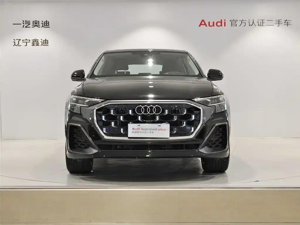 Audi Q8 — фото 4