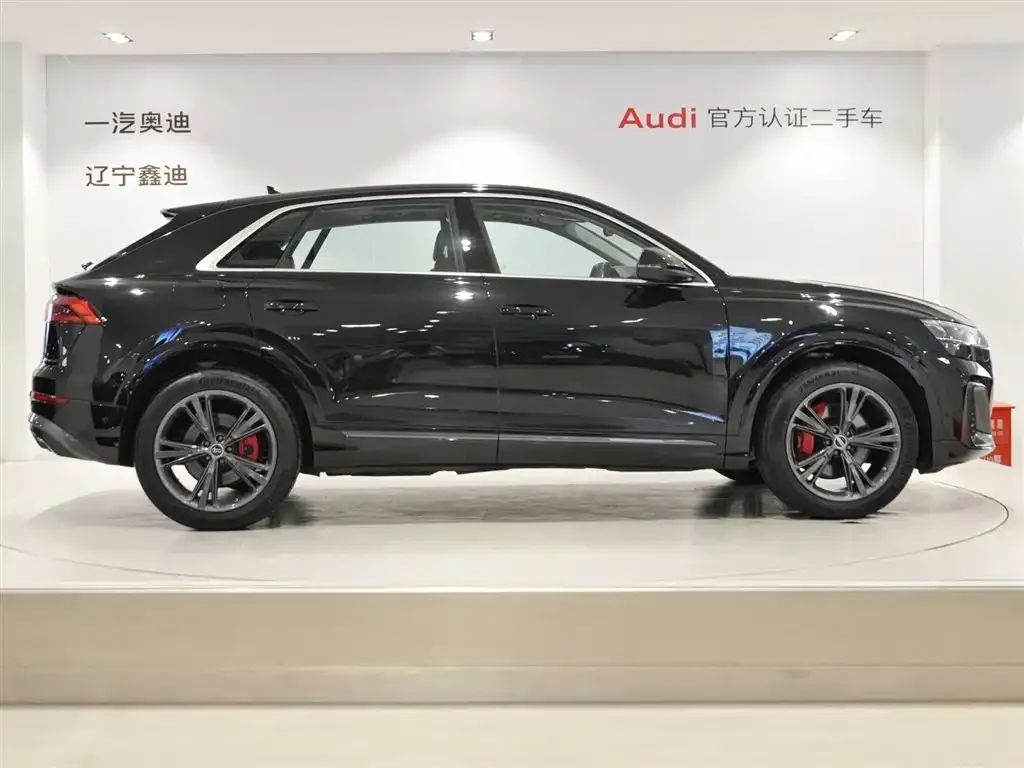 Audi Q8 — фото 3