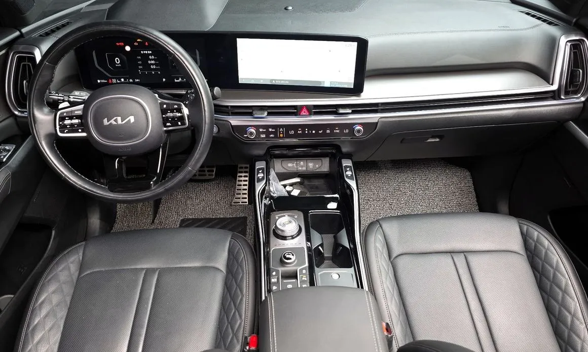 Kia Sorento — фото 7