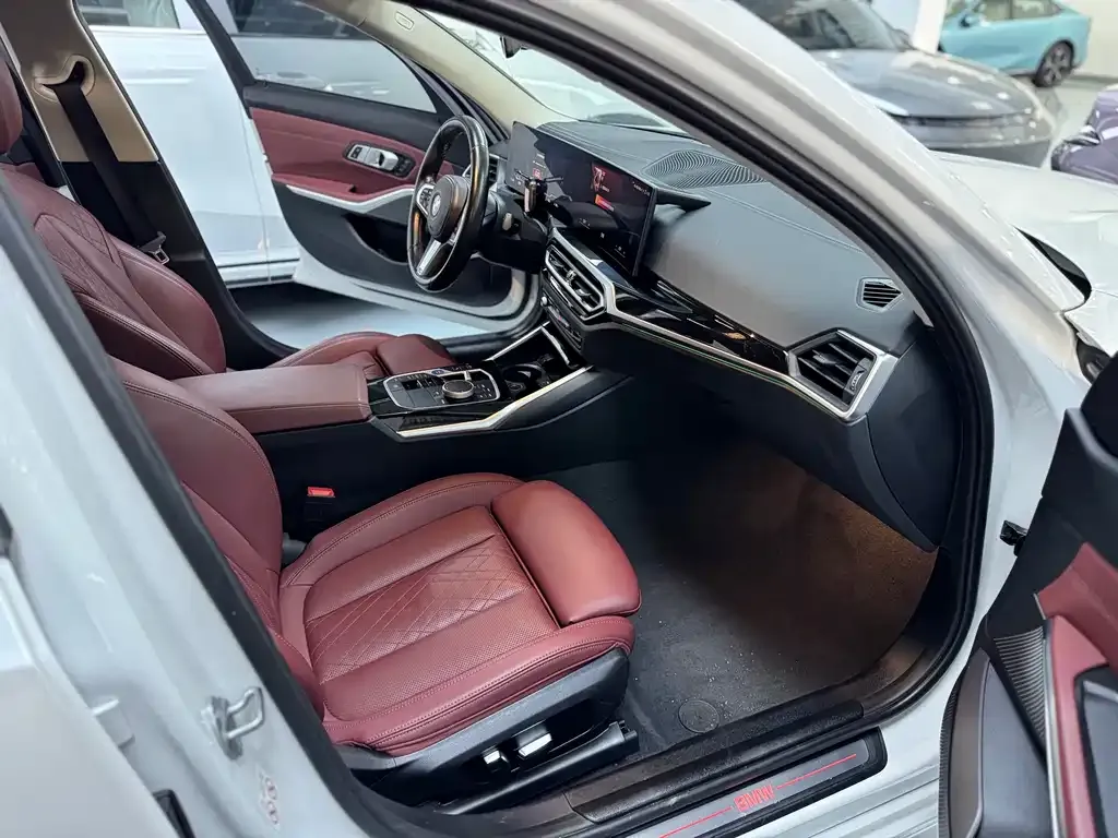 BMW i3 2023 из CN, фото 3