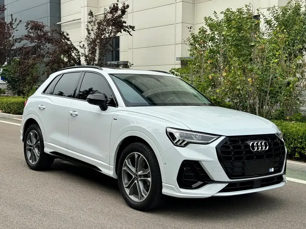 Audi Q3 — фото 9