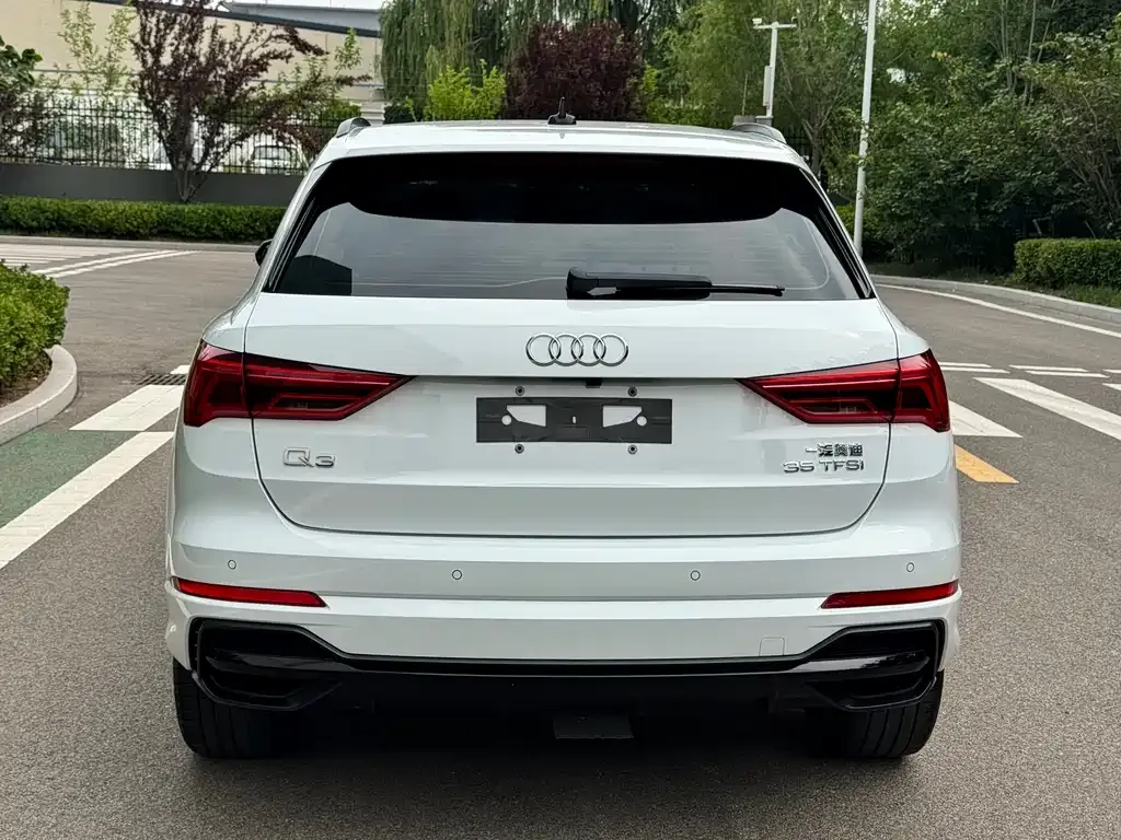 Audi Q3 — фото 6