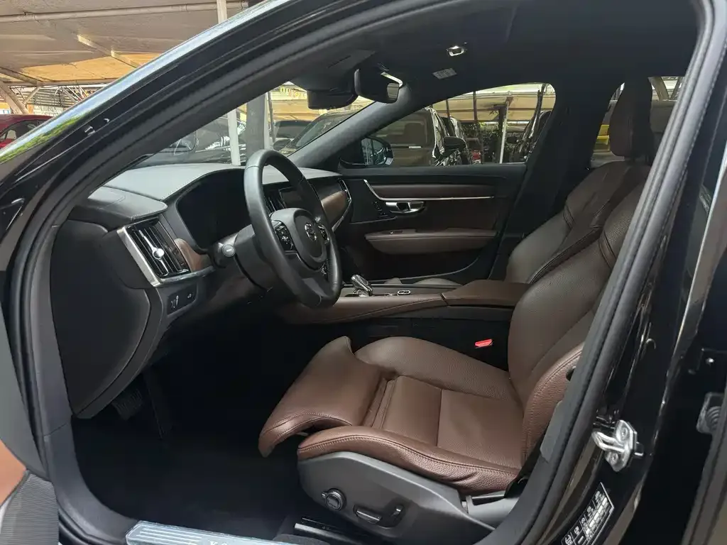 Volvo S90 — фото 2