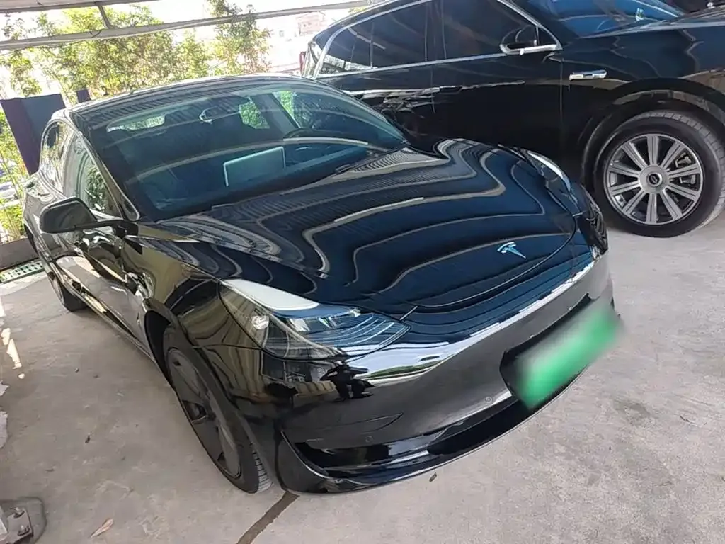 Tesla Model 3 — фото 10