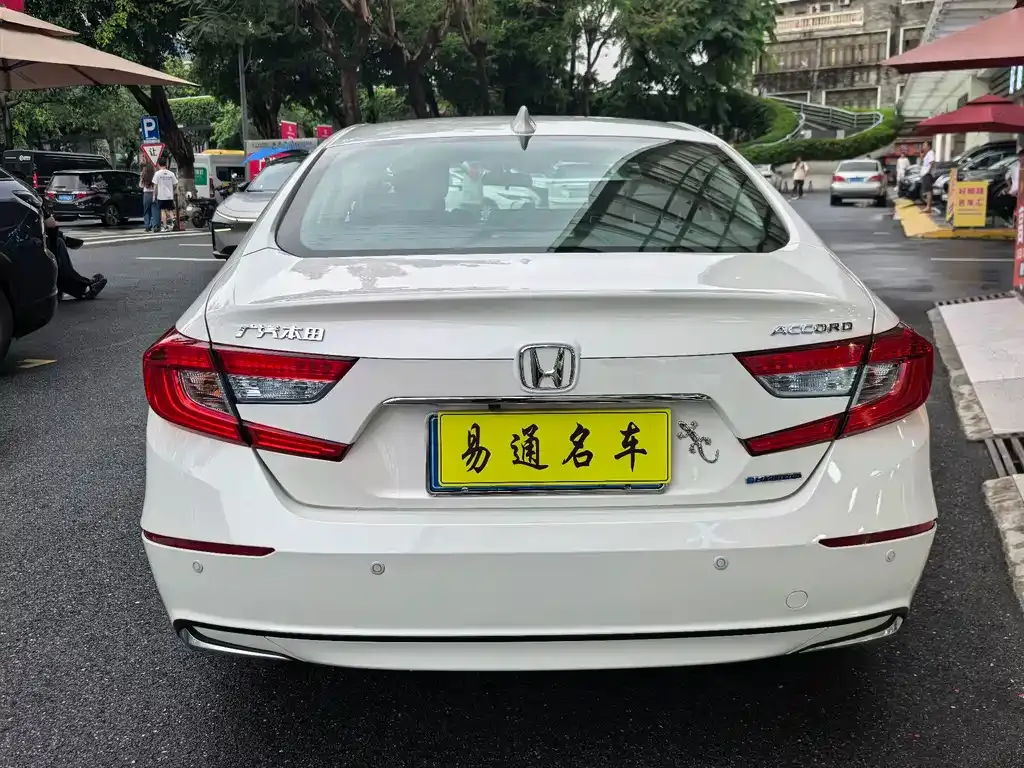Honda Accord — фото 5