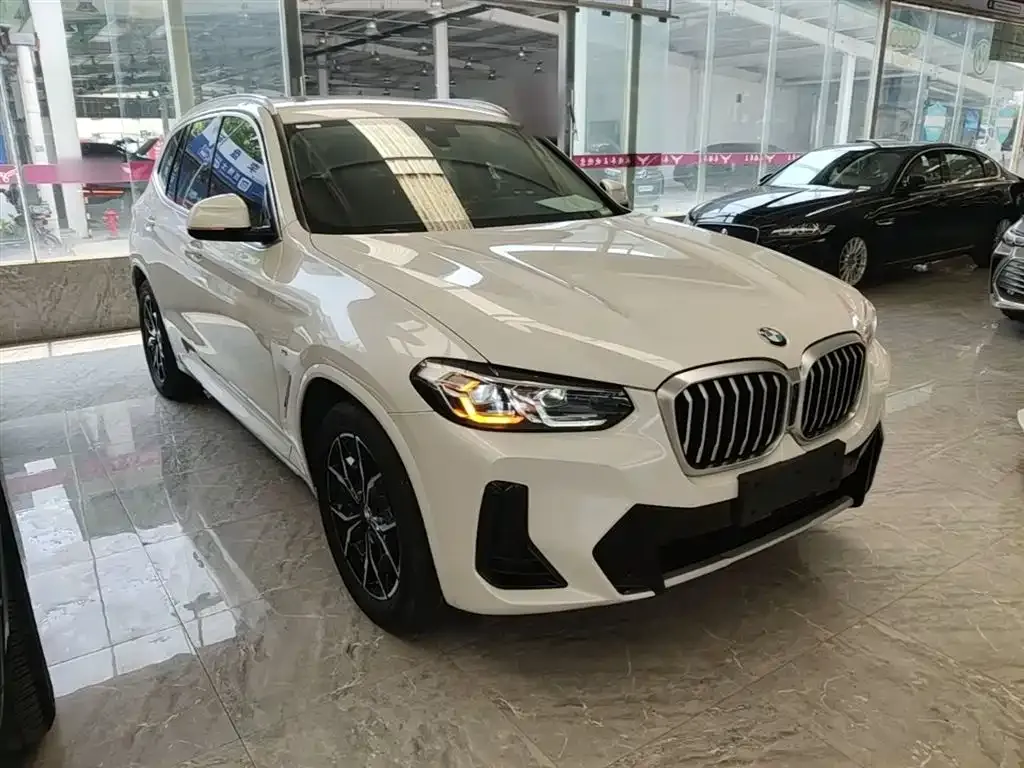 BMW X3 — фото 10