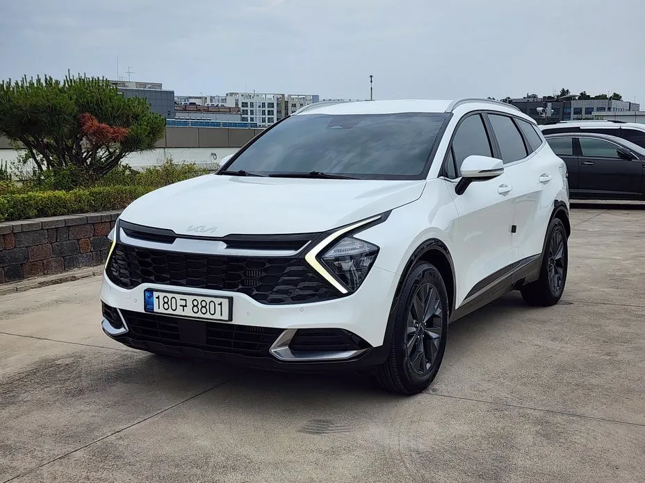Kia Sportage — фото 1
