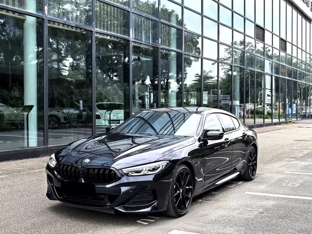 BMW 8 Series