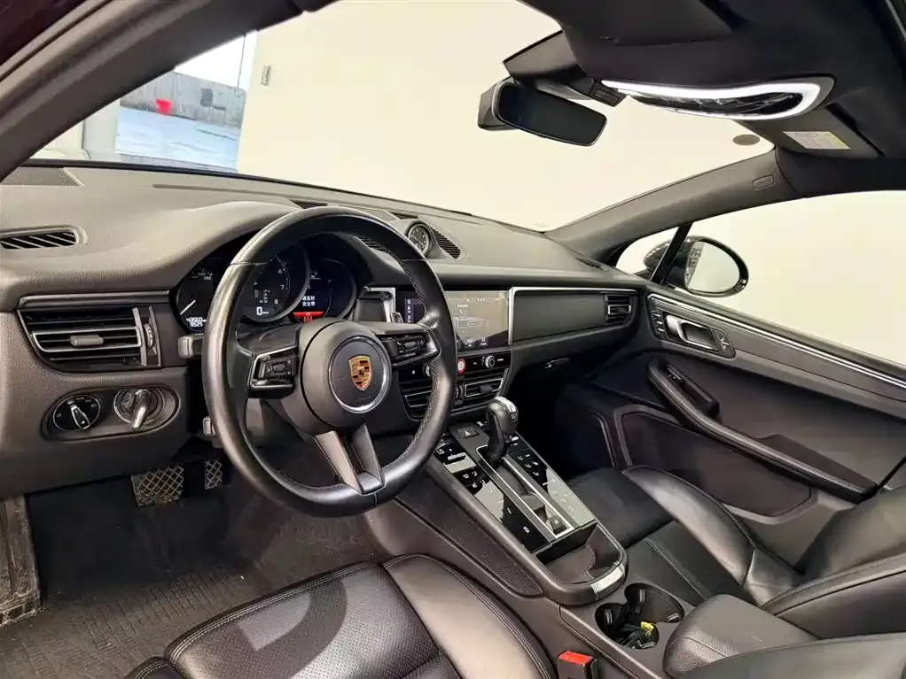 Porsche Macan — фото 9