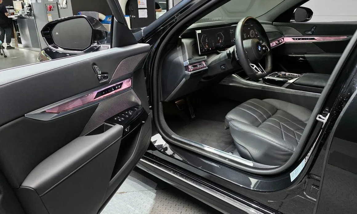BMW 7-Series 2024 из KR, фото 4
