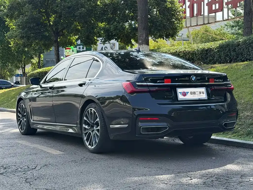 BMW 7 Series 2022 из CN, фото 9