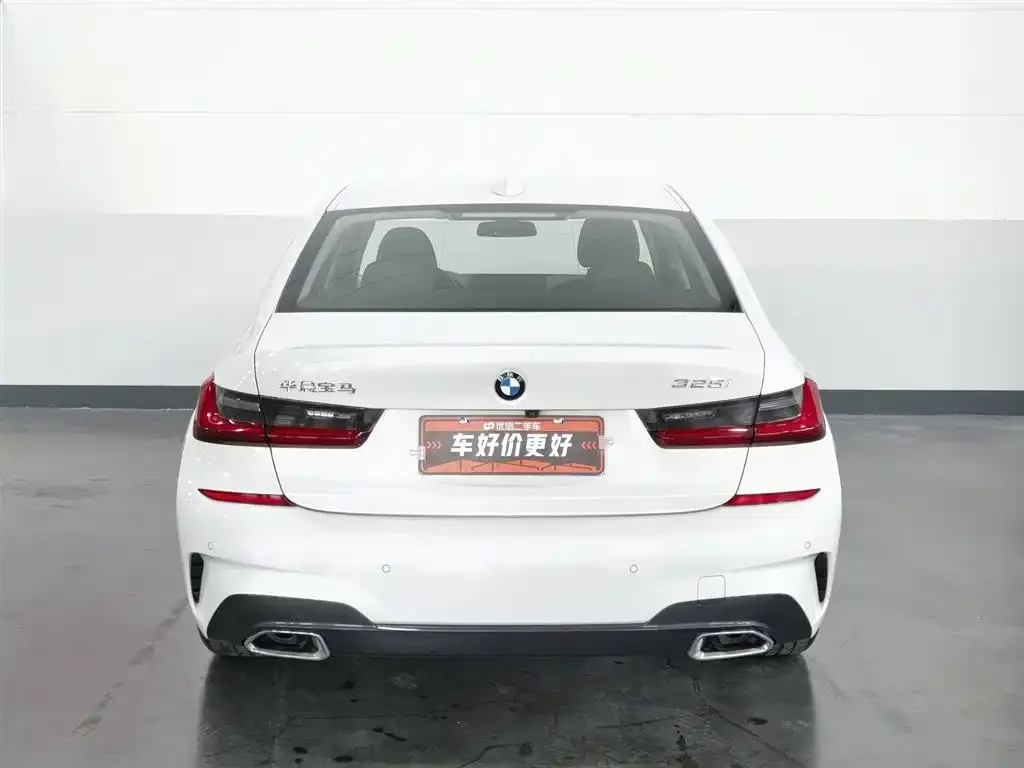BMW 3 Series 2021 из CN, фото 2
