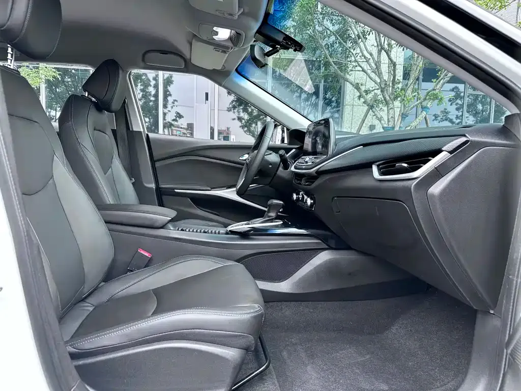 Chevrolet Menlo 2024 из CN, фото 4