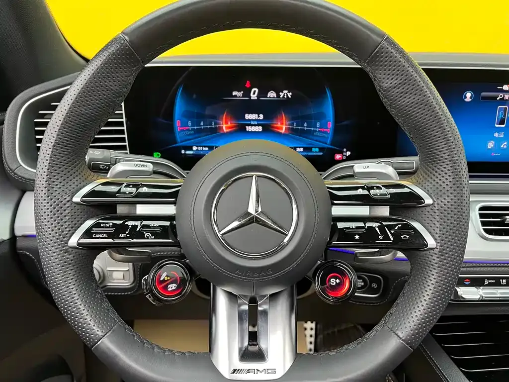 Mercedes-Benz GLE AMG — фото 5