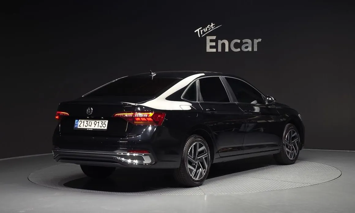 Volkswagen Jetta 2023 из KR, фото 2