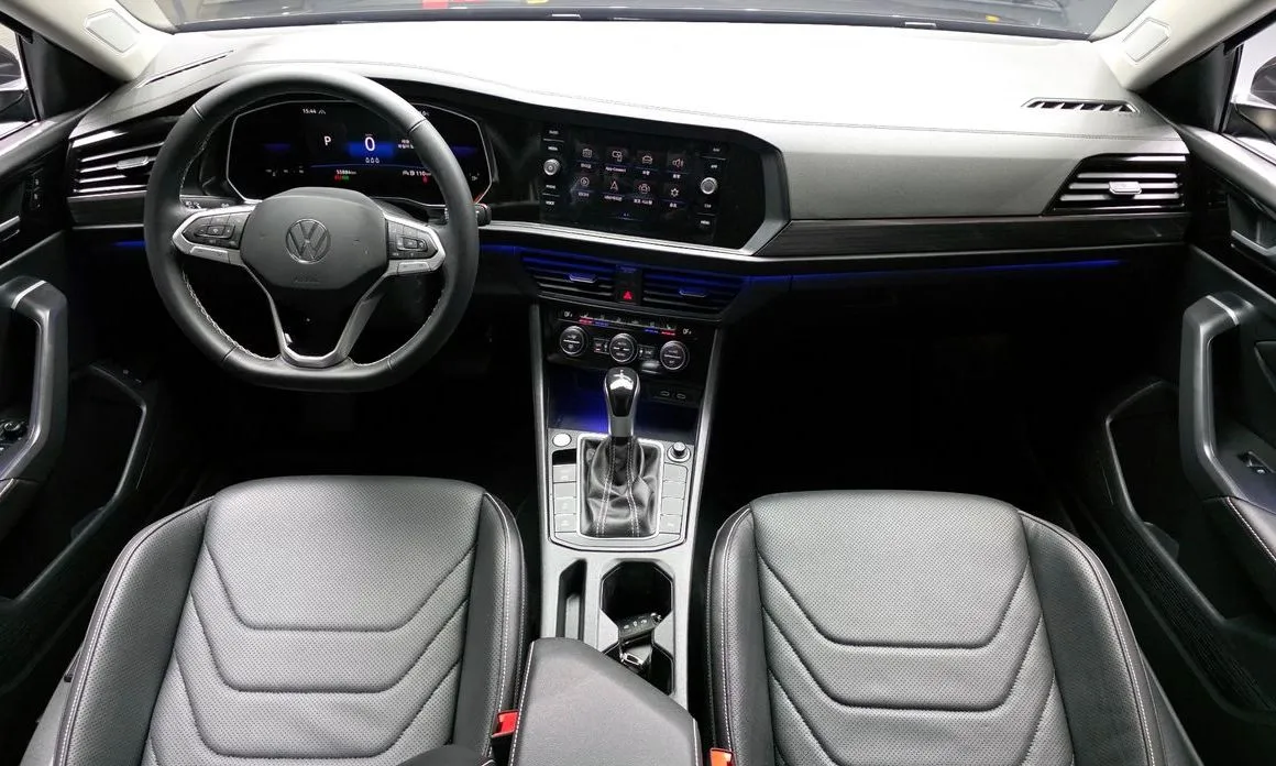 Volkswagen Jetta 2023 из KR, фото 10