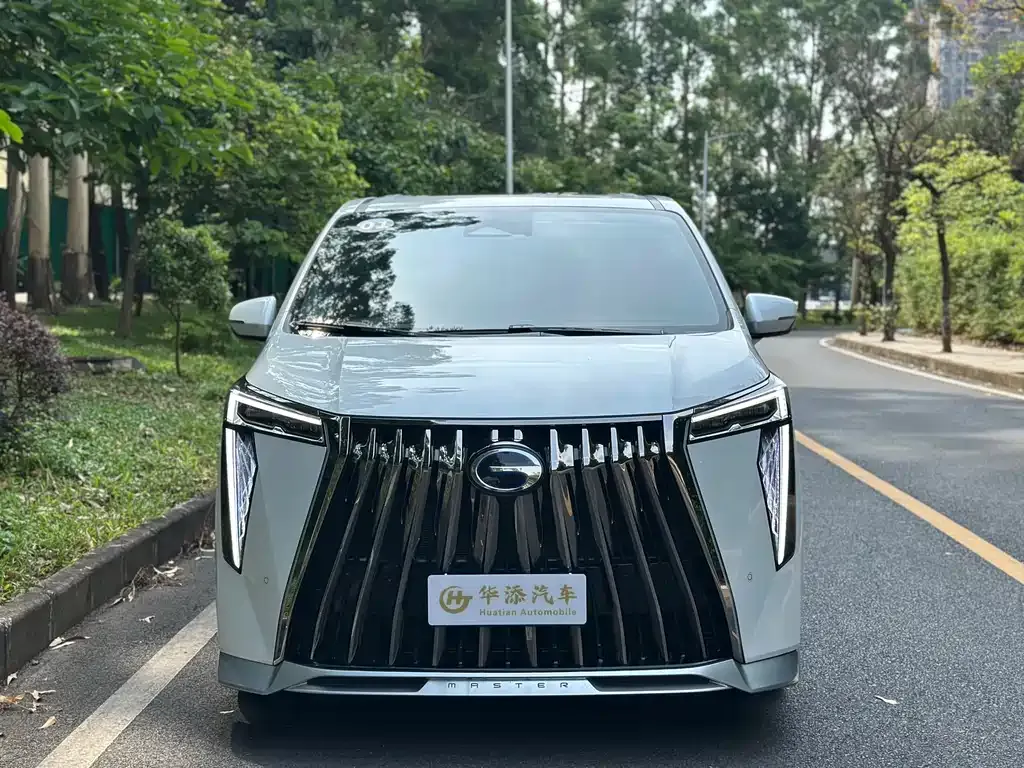 GAC Motor Trumpchi M8 — фото 8
