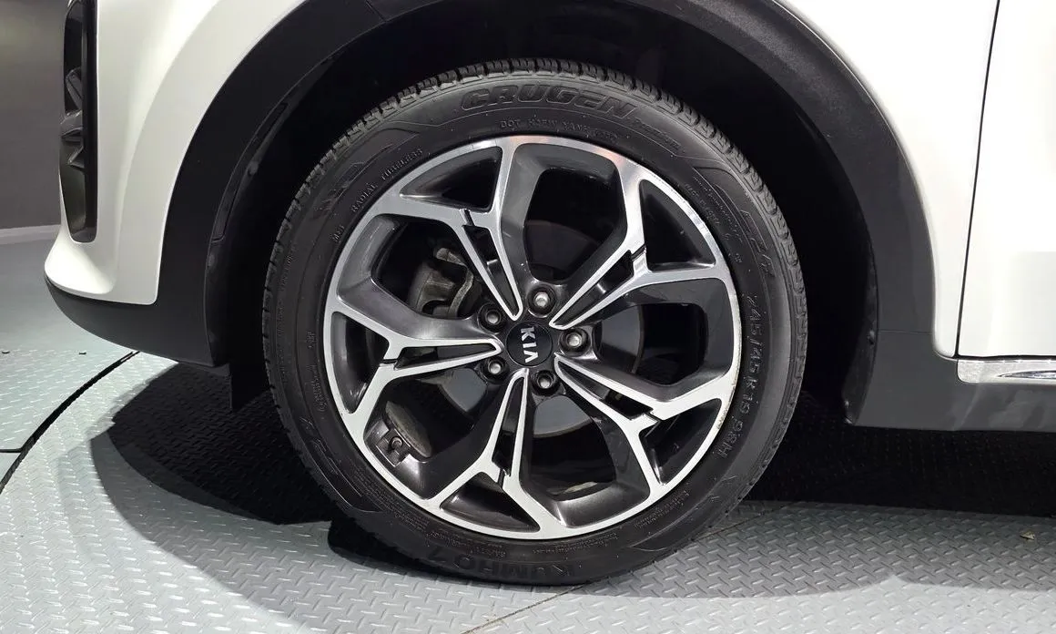 Kia Sportage — фото 9