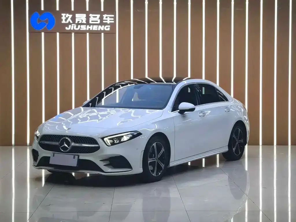 Mercedes-Benz A-Class — фото 1