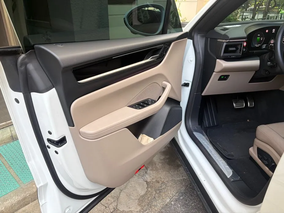 Porsche Macan 2025 из KR, фото 5