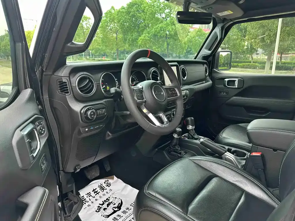 Jeep Wrangler PHEV 2021 из CN, фото 5