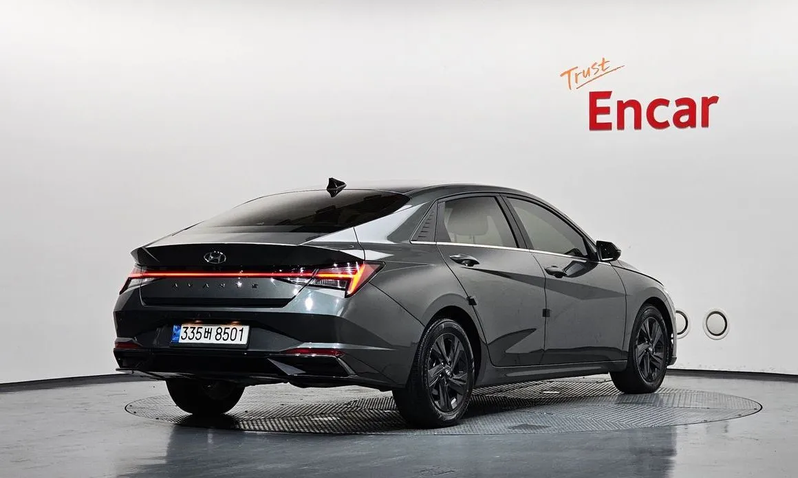 Hyundai AVANTE — фото 3