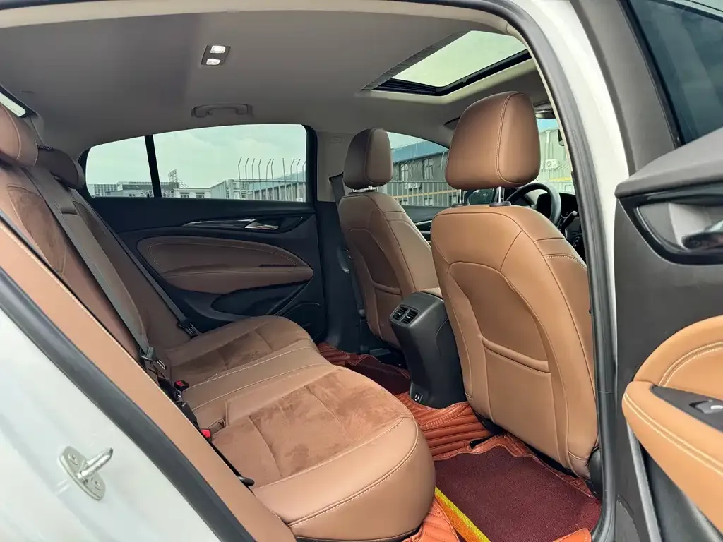 Buick Regal — фото 8