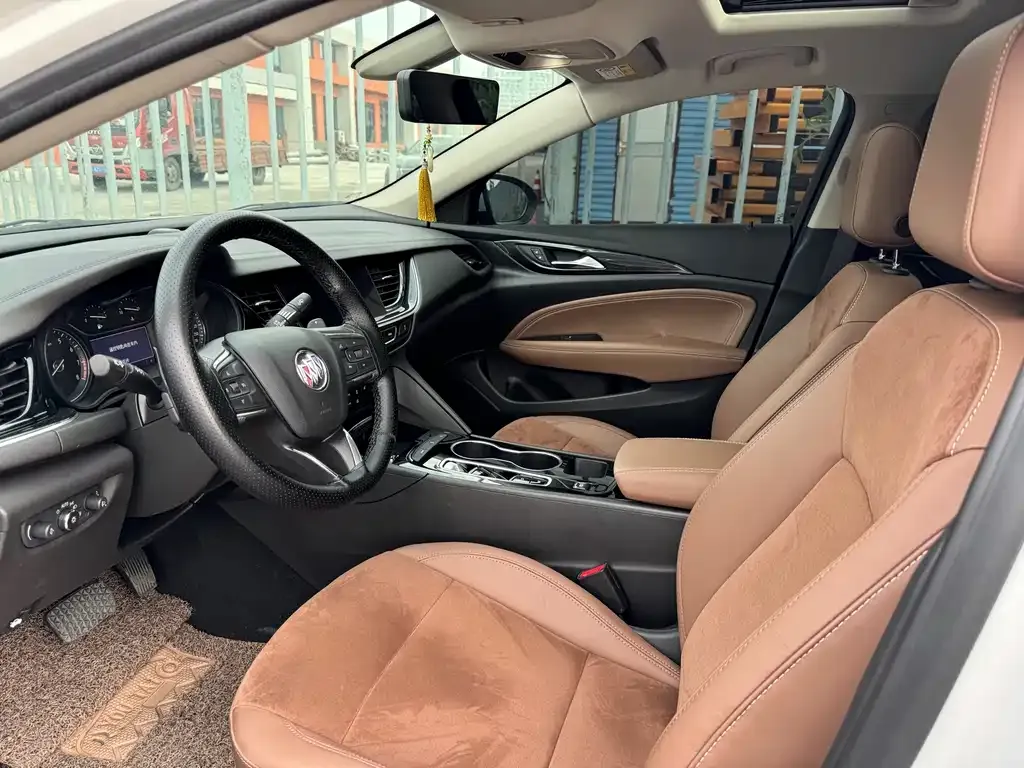 Buick Regal — фото 2