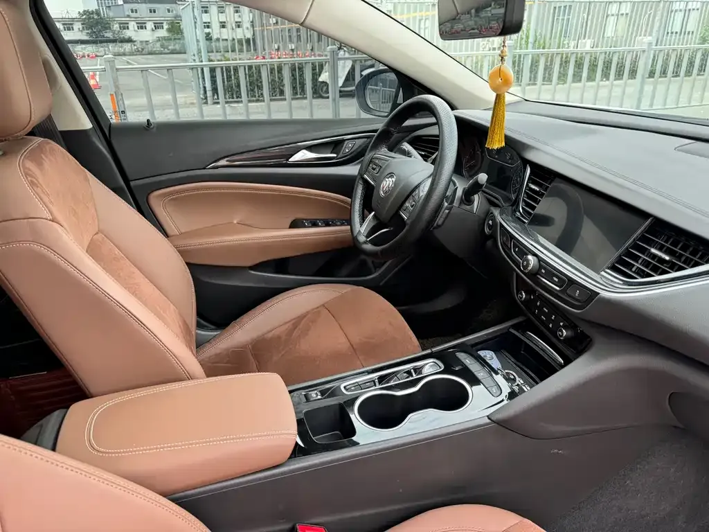 Buick Regal — фото 7