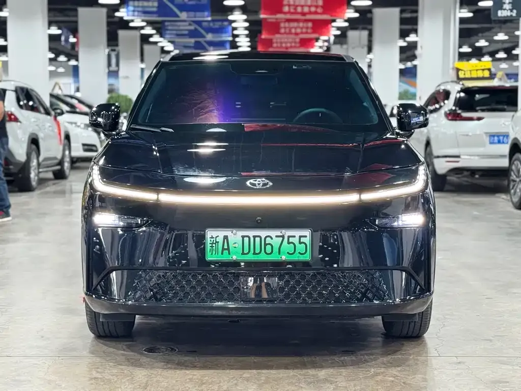 Toyota Platinum 3X