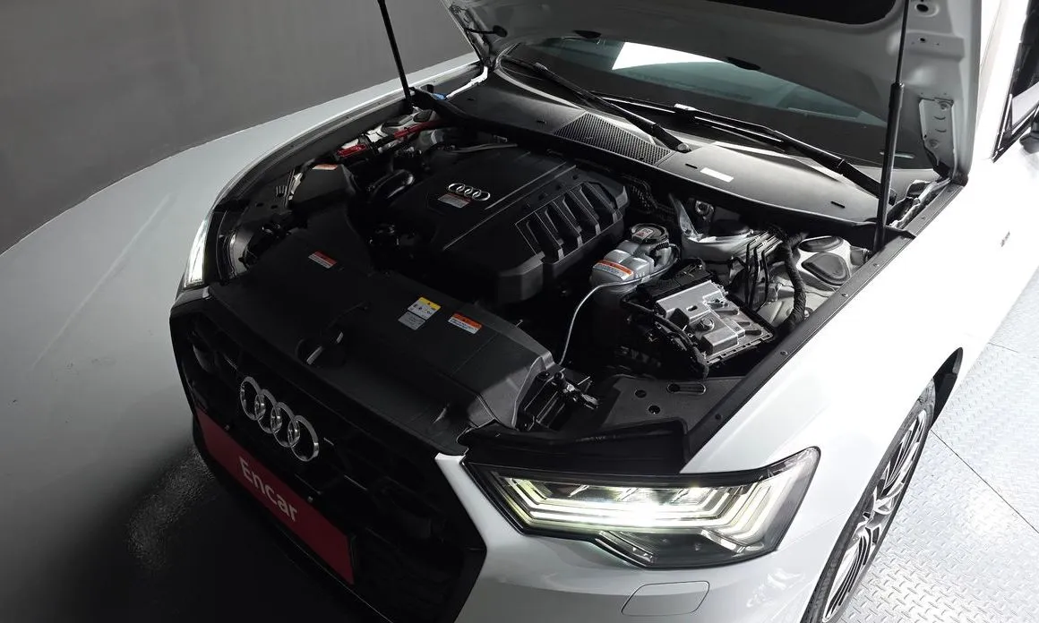 Audi A6 — фото 6