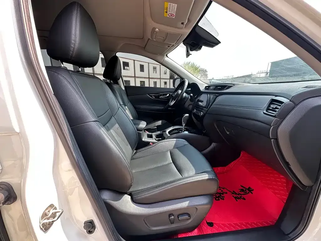 Nissan X-Trail 2022 из CN, фото 2