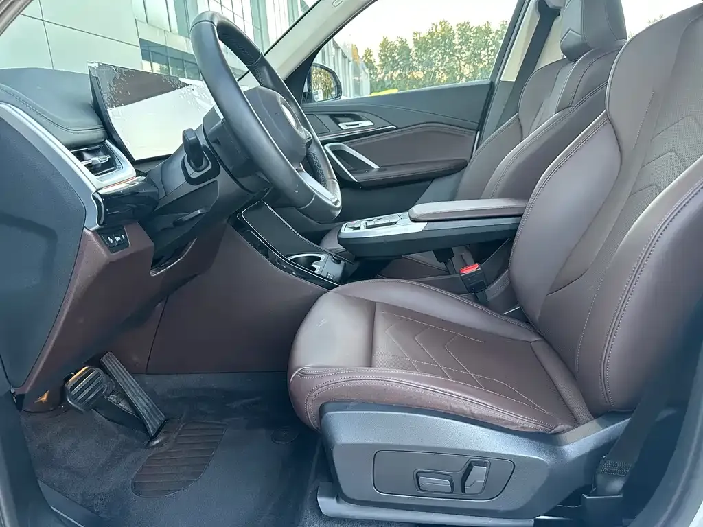 BMW X1 2024 из CN, фото 10