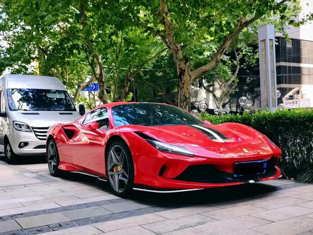 Ferrari F8